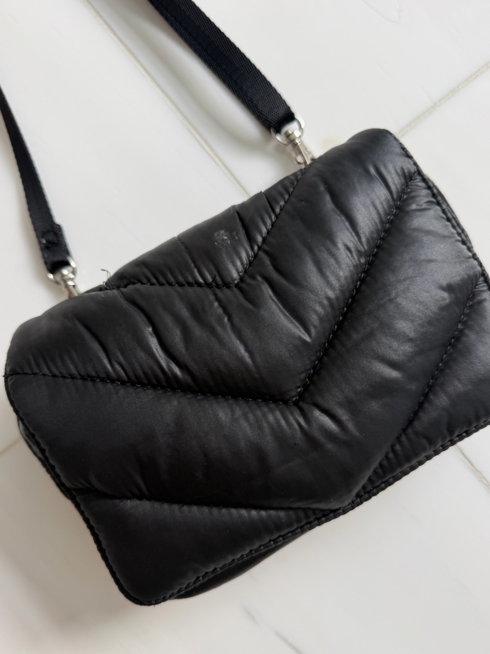 Athleta quilted nylon crossbody/shouder or belt Bag